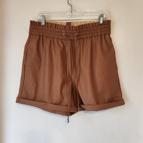 Zenana faux leather shorts Size XL - Picture 1 of 2